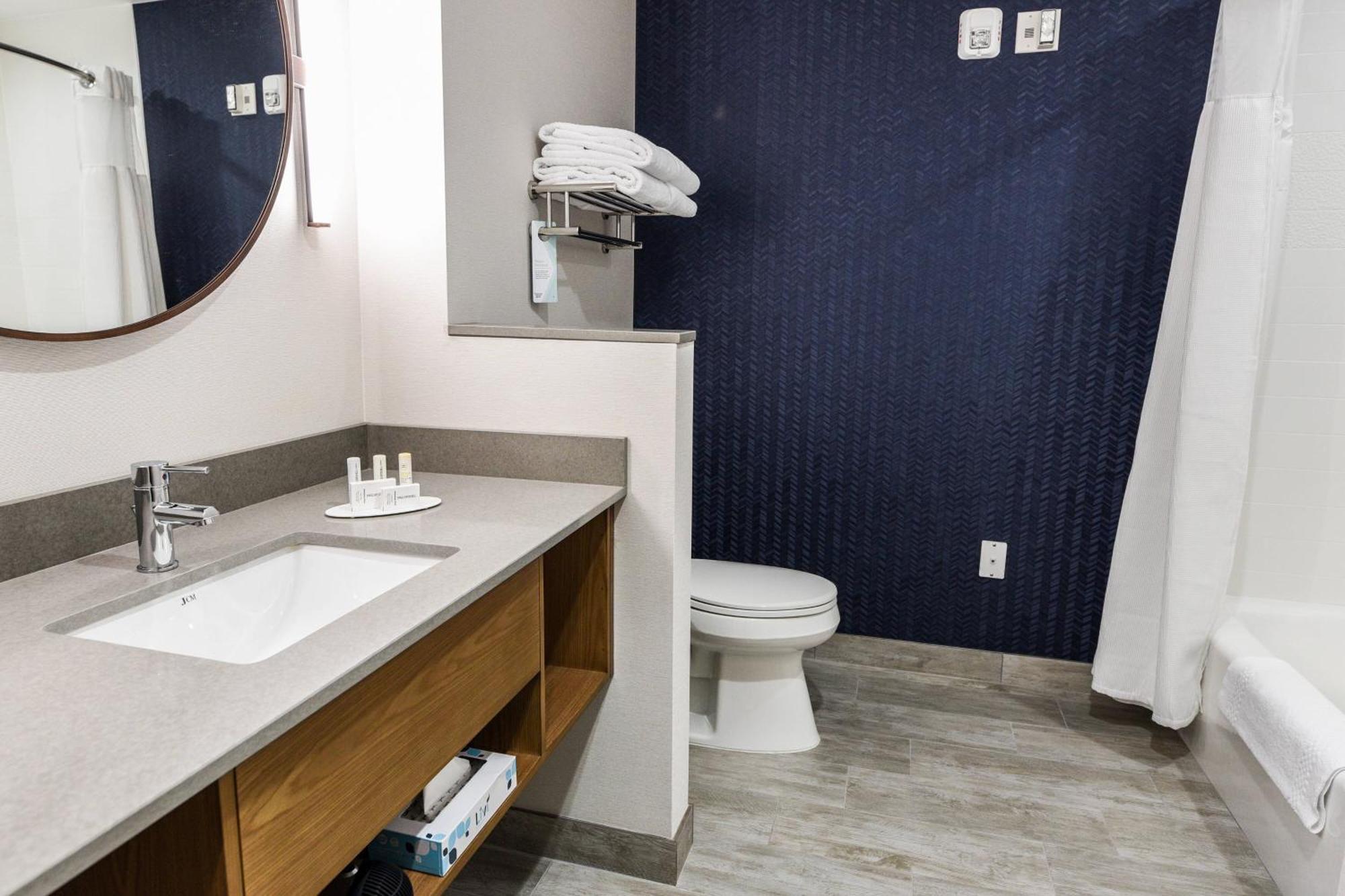 Fairfield Inn & Suites Ontario Ранчо-Кукамонга Экстерьер фото